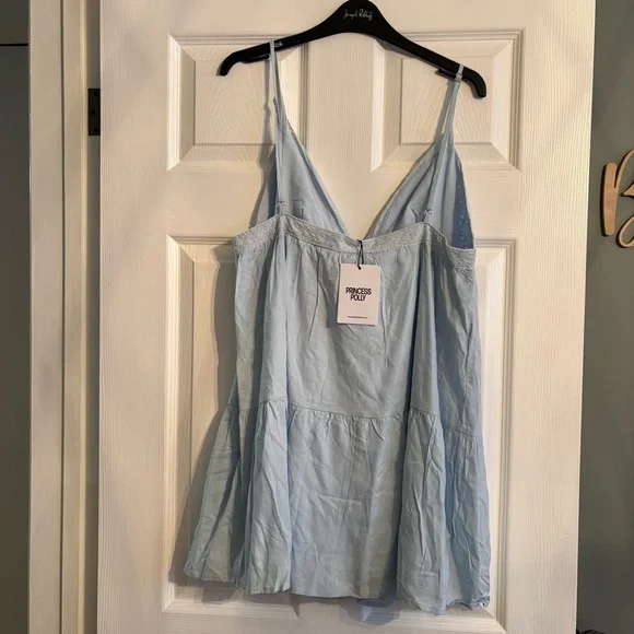 Dress - Picture 3 of 5